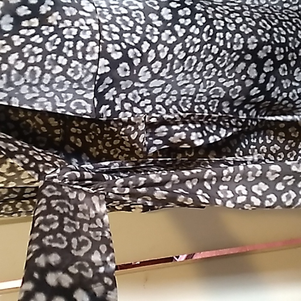 WOMENS WRAP DRESS - Picture 6 of 10